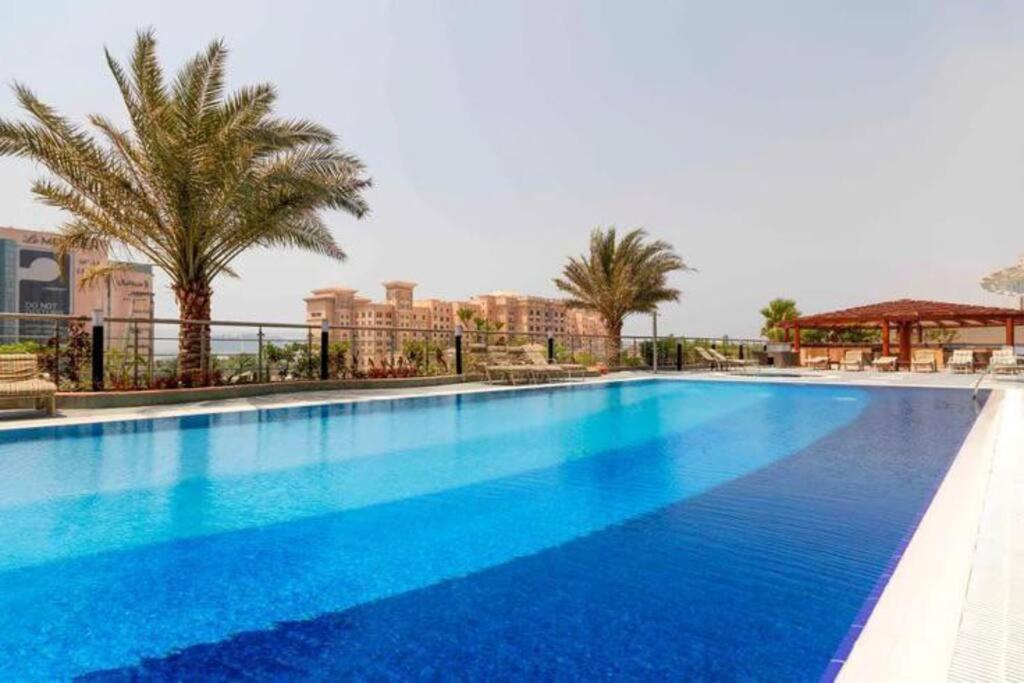 1 Bed Apartment With Sea View, Pool, Gym & Free Parking In Dubai Marina エクステリア 写真